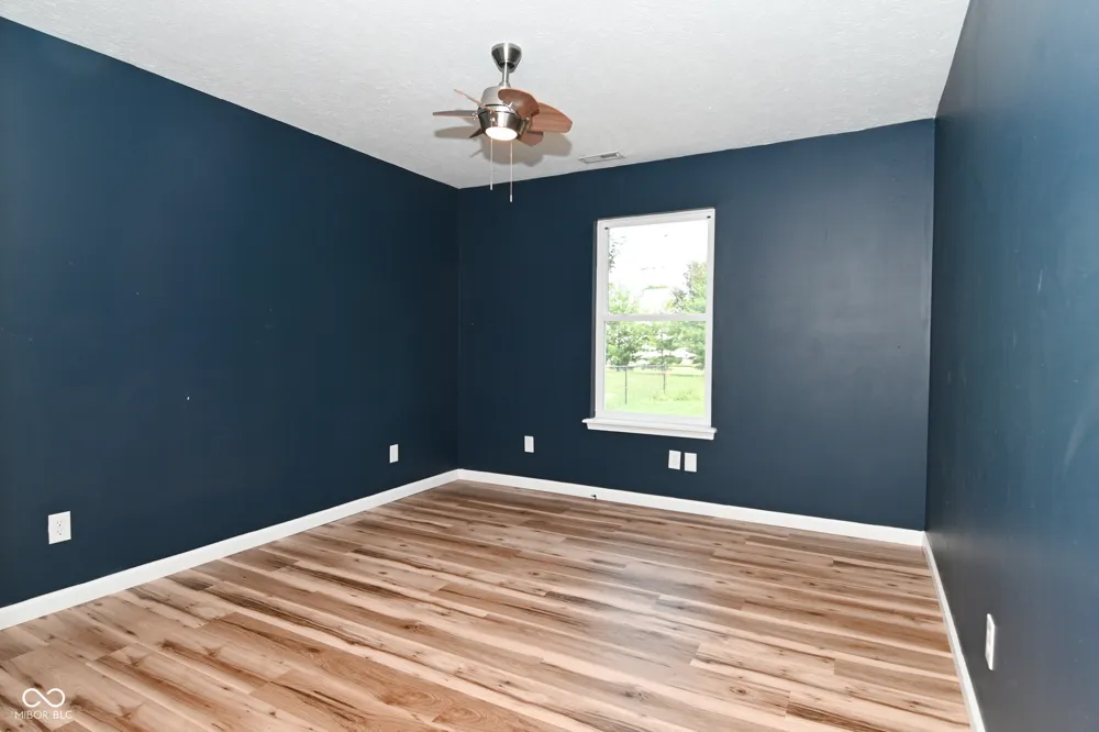 347 Lake Ridge Lane Greenwood, IN 46142