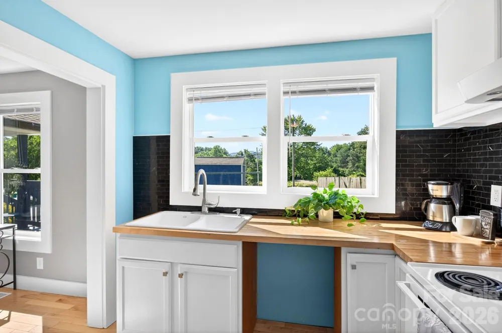 440 Carolina Avenue Brevard, NC 28712