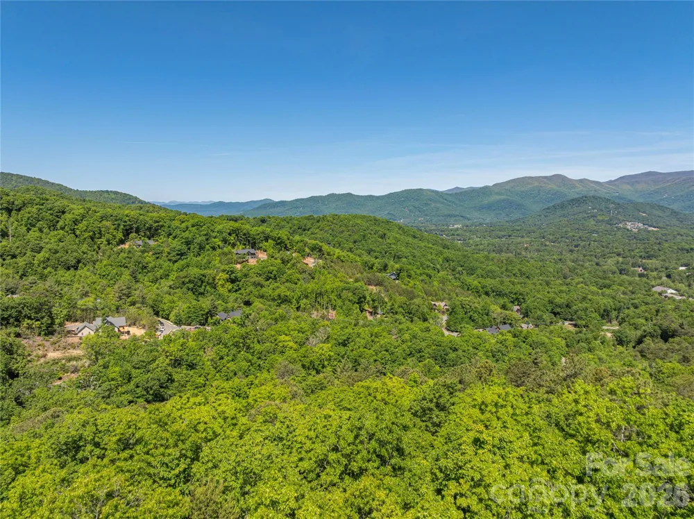 146 Settings Boulevard Black Mountain, NC 28711
