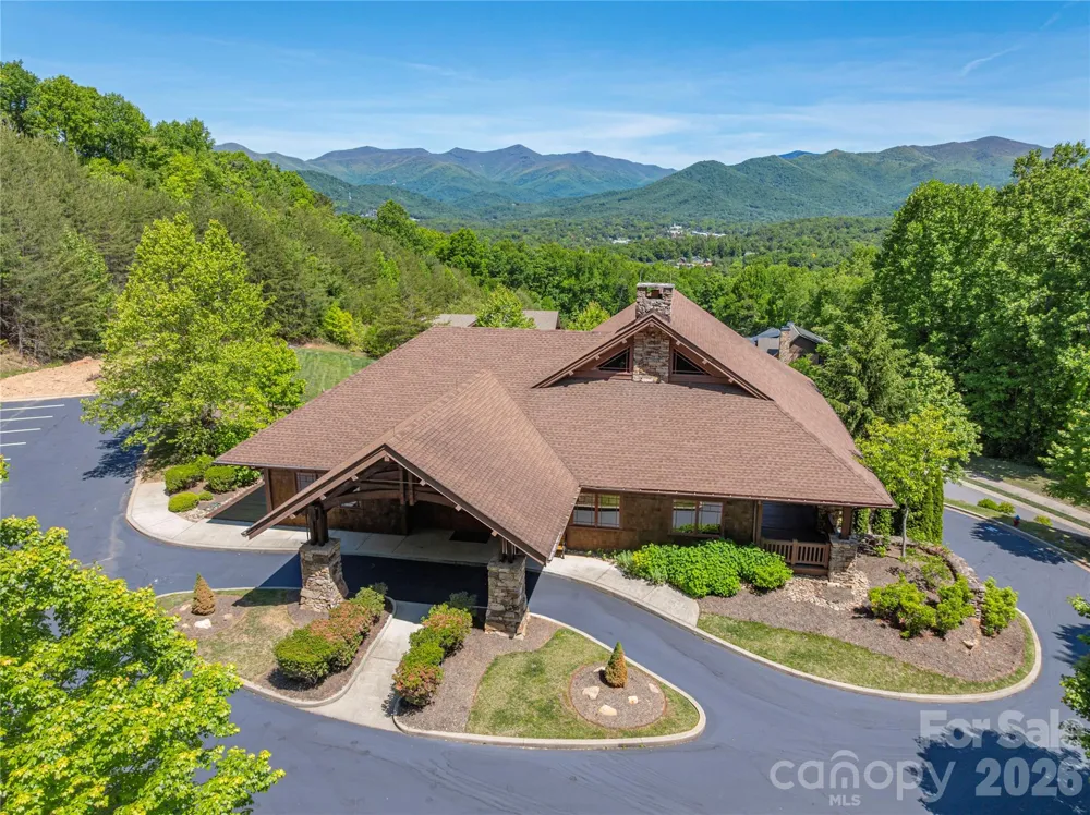 146 Settings Boulevard Black Mountain, NC 28711