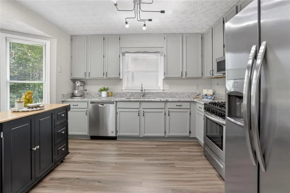 2562 Kennesaw Springs Court Kennesaw, GA 30144