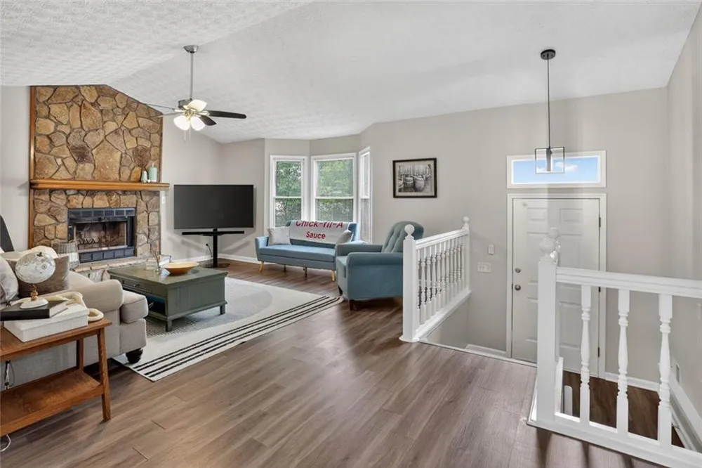 2562 Kennesaw Springs Court Kennesaw, GA 30144
