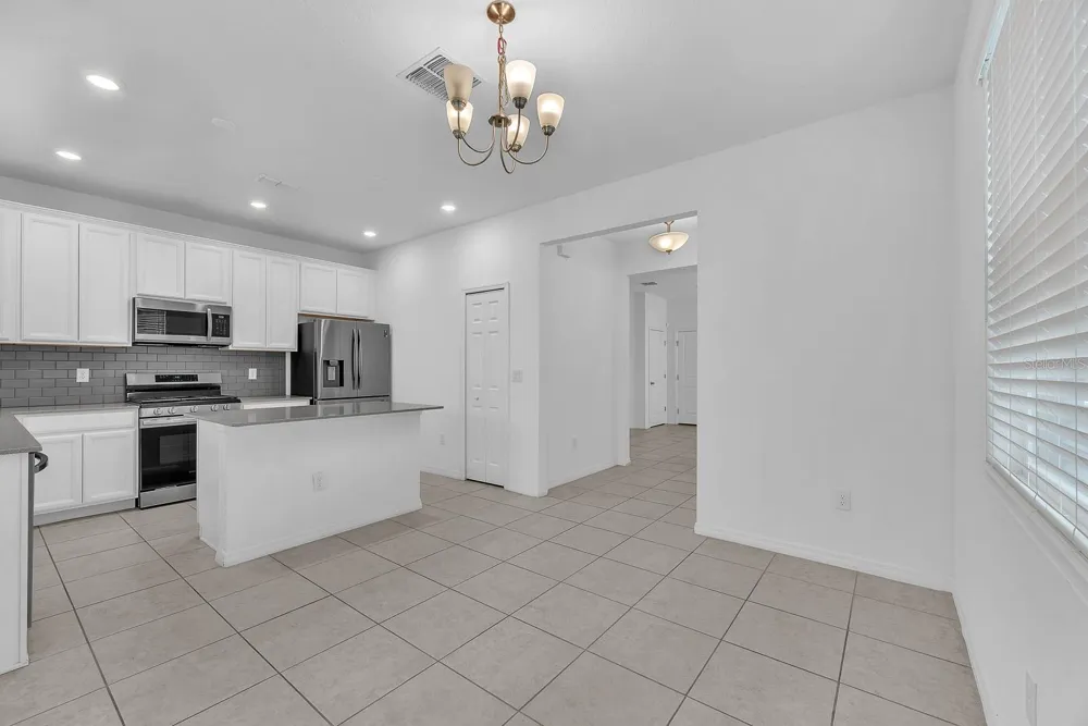 5741 SPOTTED HARRIER WAY Lithia, FL 33547