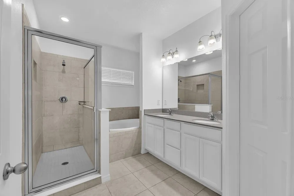 5741 SPOTTED HARRIER WAY Lithia, FL 33547