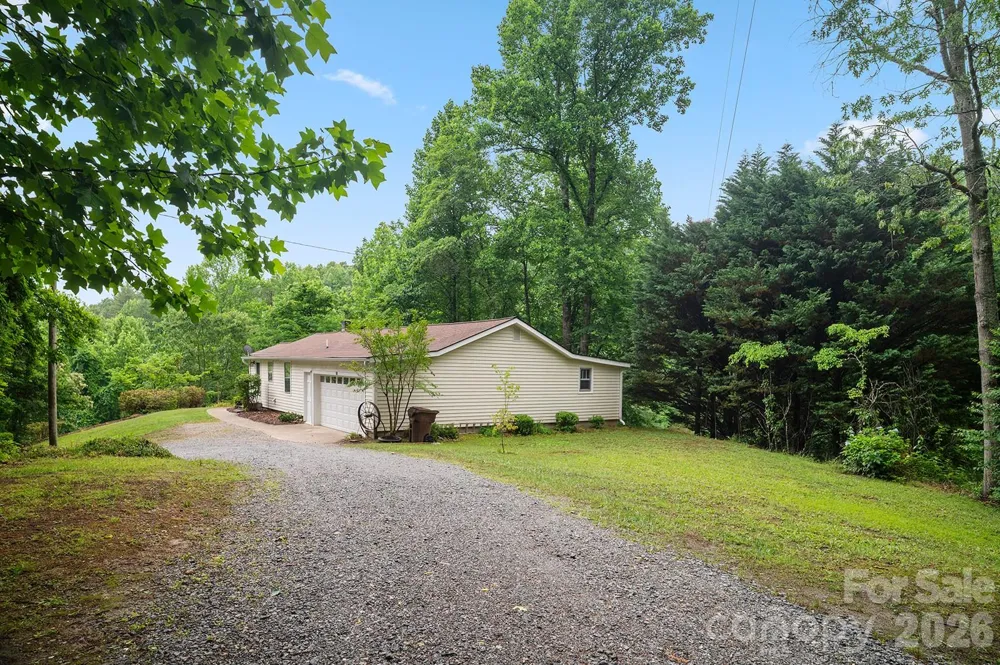 825 Gallimore Road Flat Rock, NC 28731