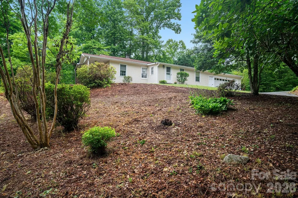 825 Gallimore Road Flat Rock, NC 28731