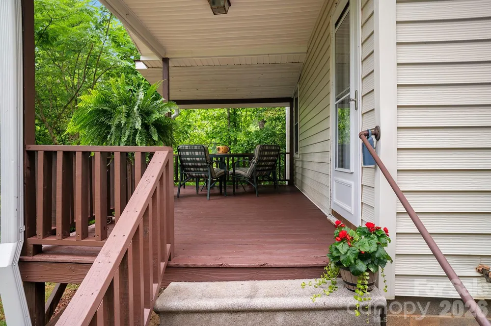 825 Gallimore Road Flat Rock, NC 28731