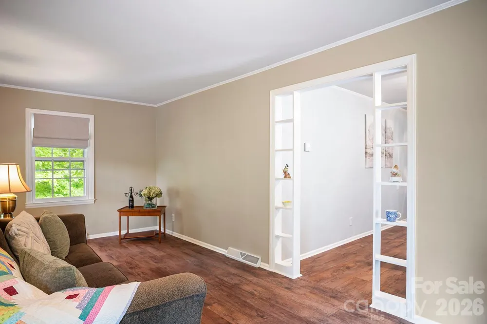 825 Gallimore Road Flat Rock, NC 28731