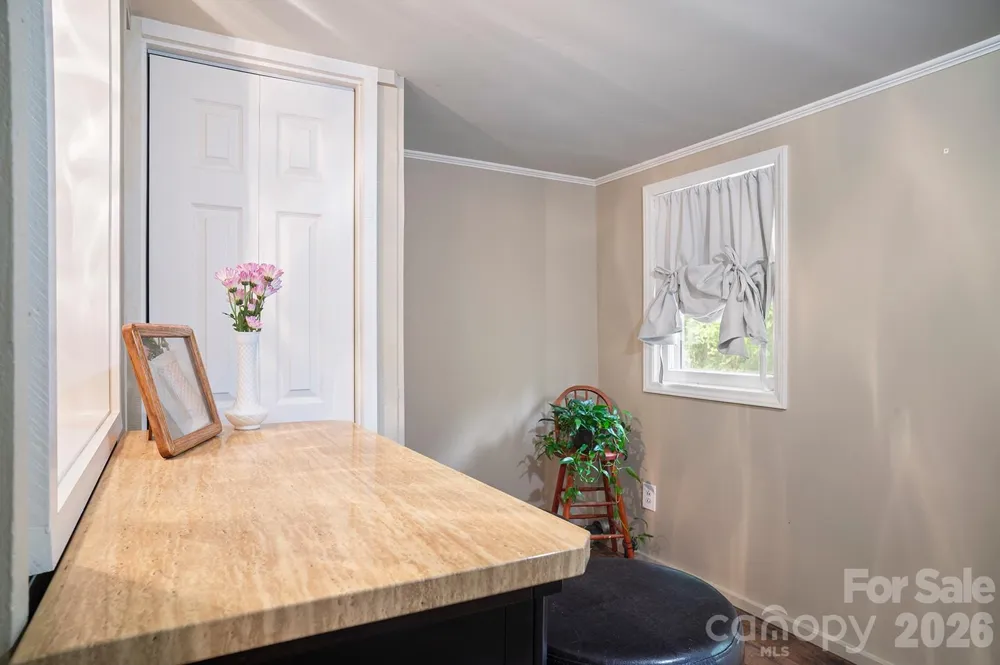 825 Gallimore Road Flat Rock, NC 28731