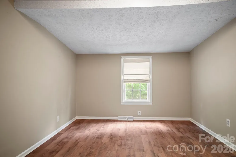 825 Gallimore Road Flat Rock, NC 28731