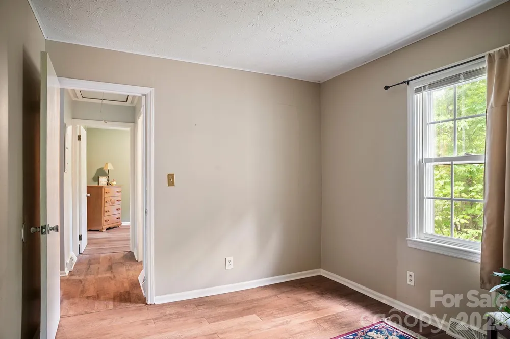 825 Gallimore Road Flat Rock, NC 28731