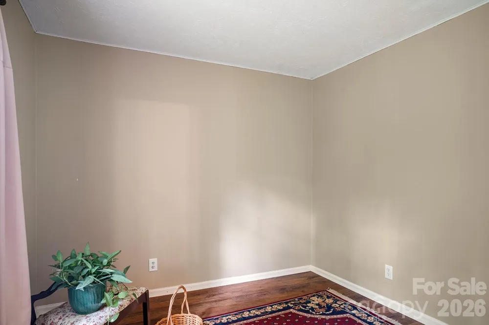 825 Gallimore Road Flat Rock, NC 28731