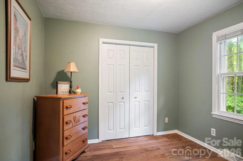 825 Gallimore Road Flat Rock, NC 28731