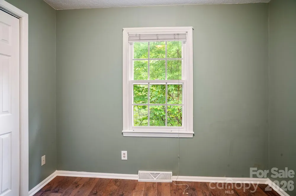 825 Gallimore Road Flat Rock, NC 28731