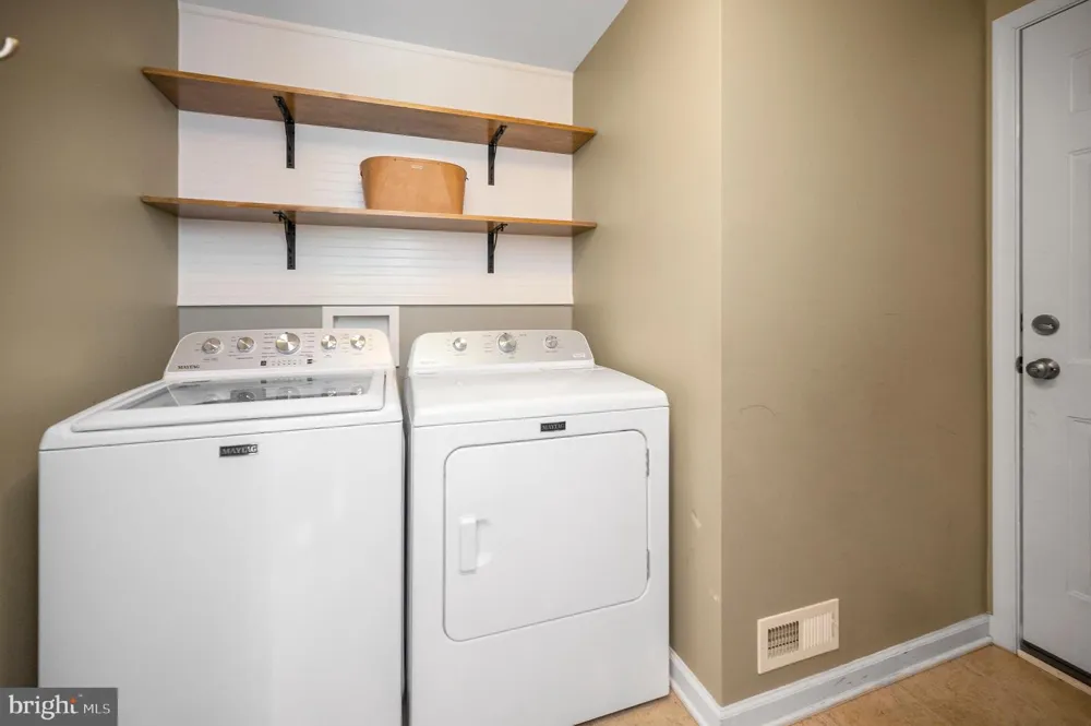68 BRONCO LANE Fredericksburg, VA 22406