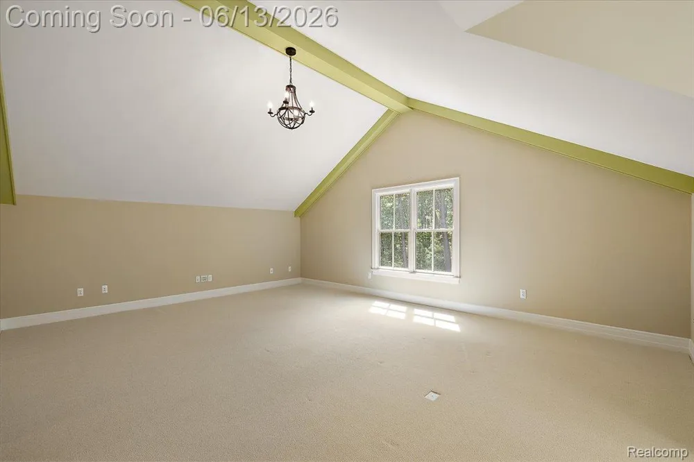 1600 S Hickory Ridge Trail Milford Charter Township, MI 48380