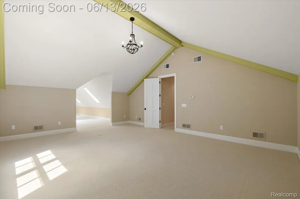 1600 S Hickory Ridge Trail Milford Charter Township, MI 48380
