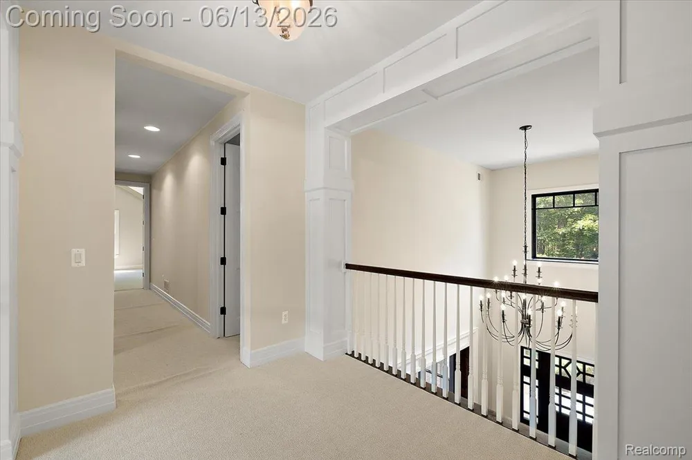 1600 S Hickory Ridge Trail Milford Charter Township, MI 48380