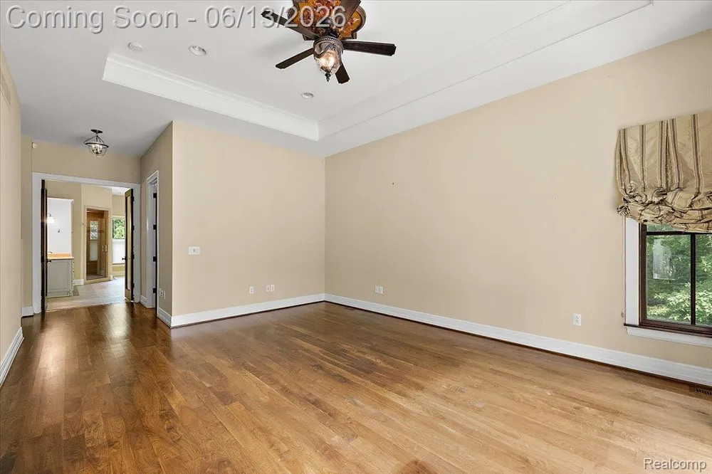 1600 S Hickory Ridge Trail Milford Charter Township, MI 48380