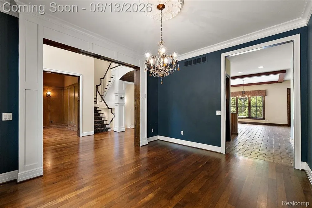 1600 S Hickory Ridge Trail Milford Charter Township, MI 48380