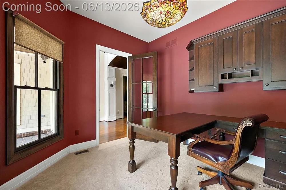 1600 S Hickory Ridge Trail Milford Charter Township, MI 48380