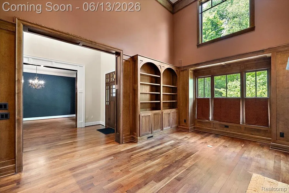 1600 S Hickory Ridge Trail Milford Charter Township, MI 48380