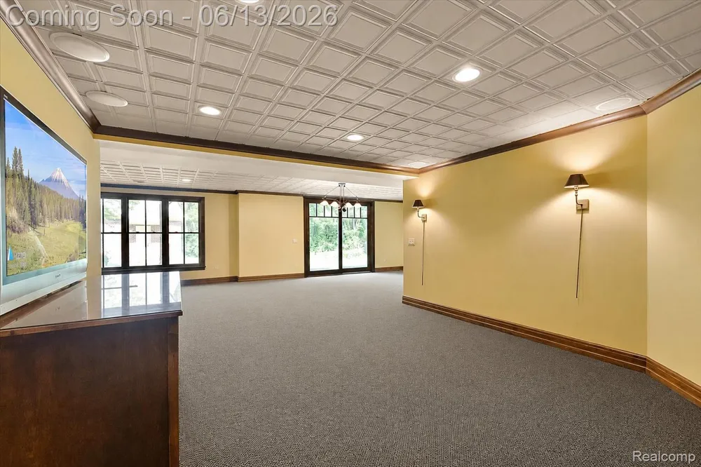 1600 S Hickory Ridge Trail Milford Charter Township, MI 48380
