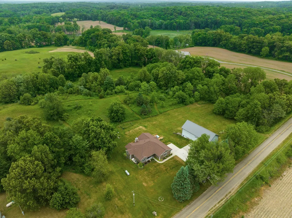 10426 Dutch Settlement Road Flowerfield Township, MI 49067