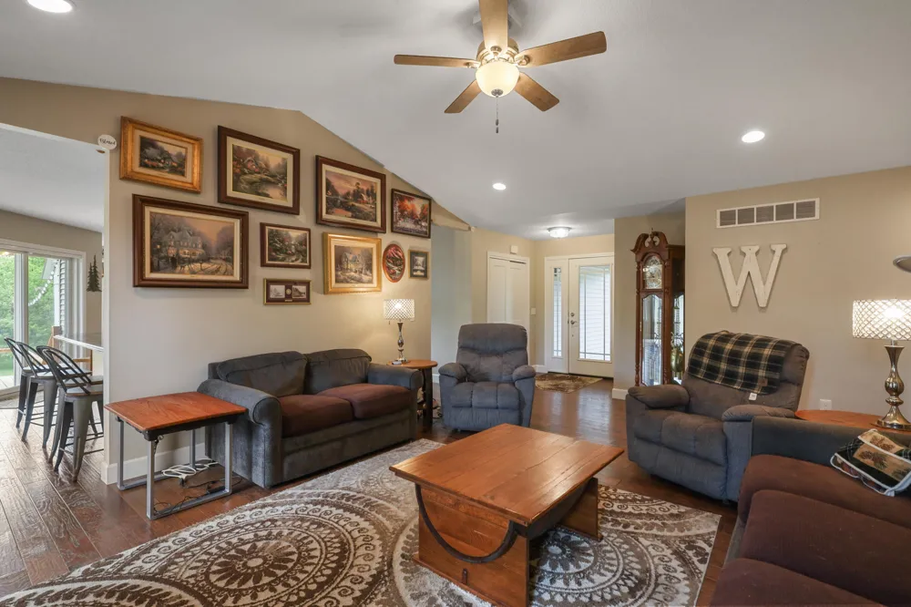 10426 Dutch Settlement Road Flowerfield Township, MI 49067
