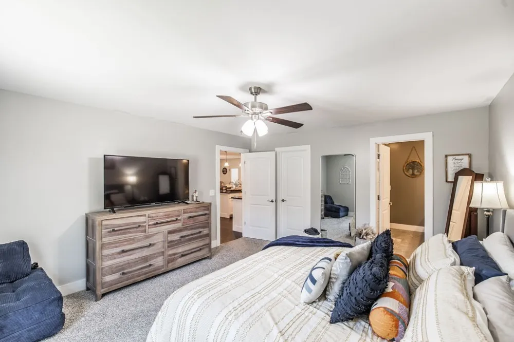 1007 Smiley Troutt Rd Bethpage, TN 37022