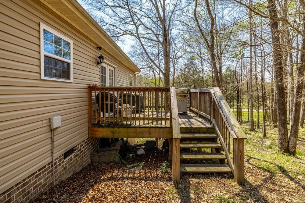 1007 Smiley Troutt Rd Bethpage, TN 37022