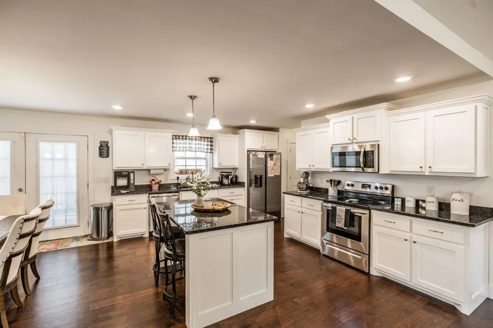 1007 Smiley Troutt Rd Bethpage, TN 37022