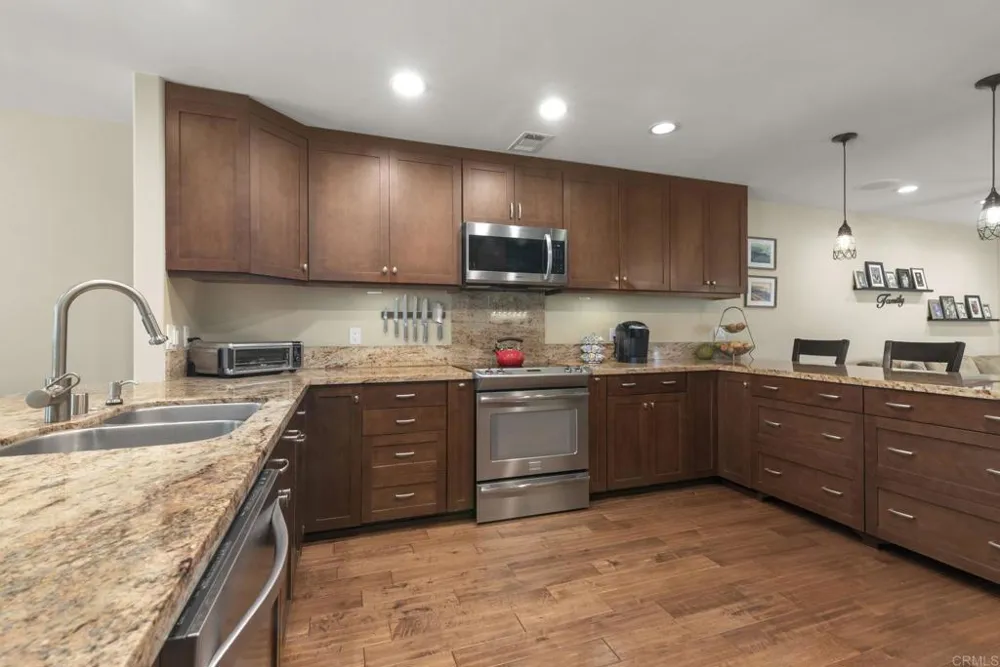 3112 Avenida Olmeda Carlsbad, CA 92009