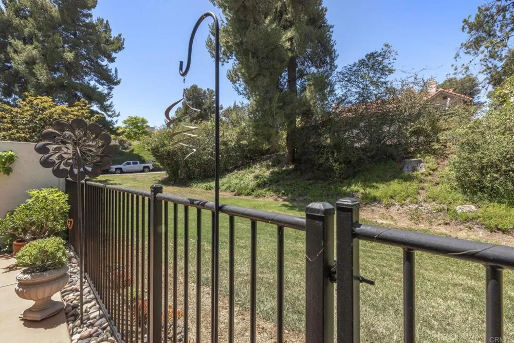 3112 Avenida Olmeda Carlsbad, CA 92009