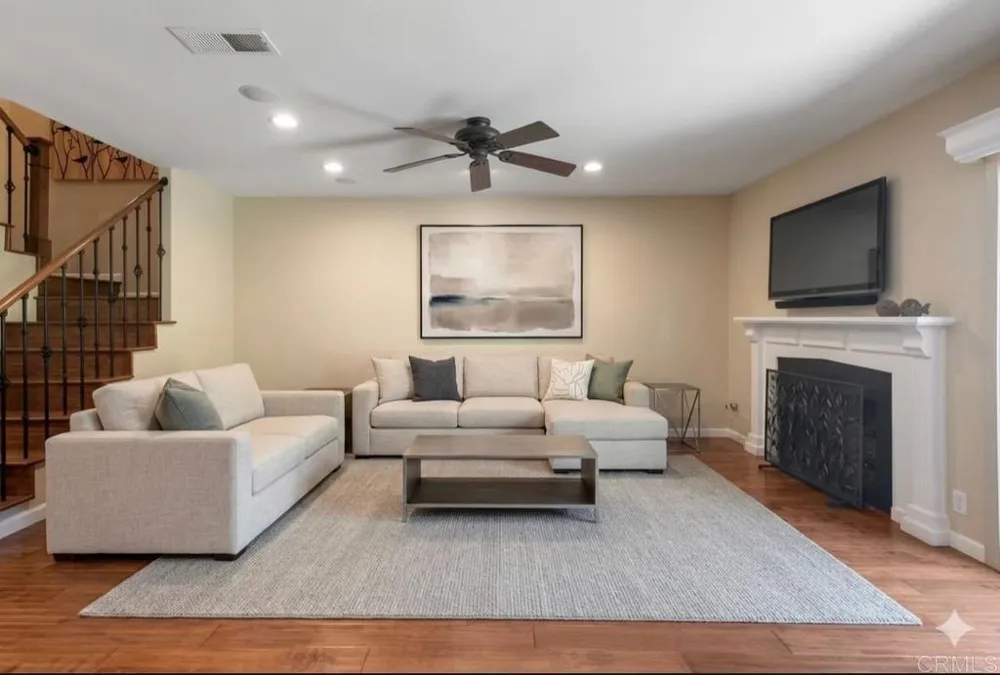 3112 Avenida Olmeda Carlsbad, CA 92009