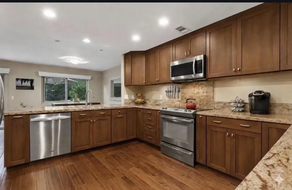 3112 Avenida Olmeda Carlsbad, CA 92009