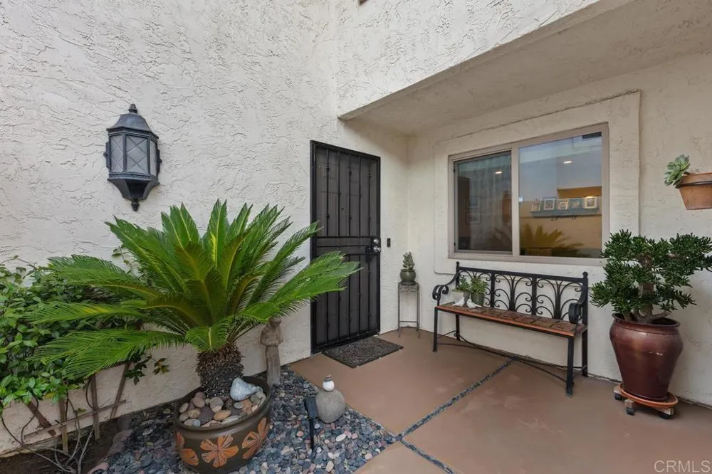3112 Avenida Olmeda Carlsbad, CA 92009