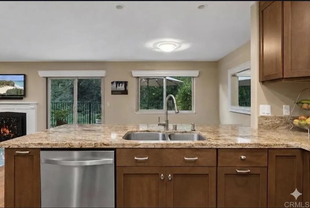 3112 Avenida Olmeda Carlsbad, CA 92009