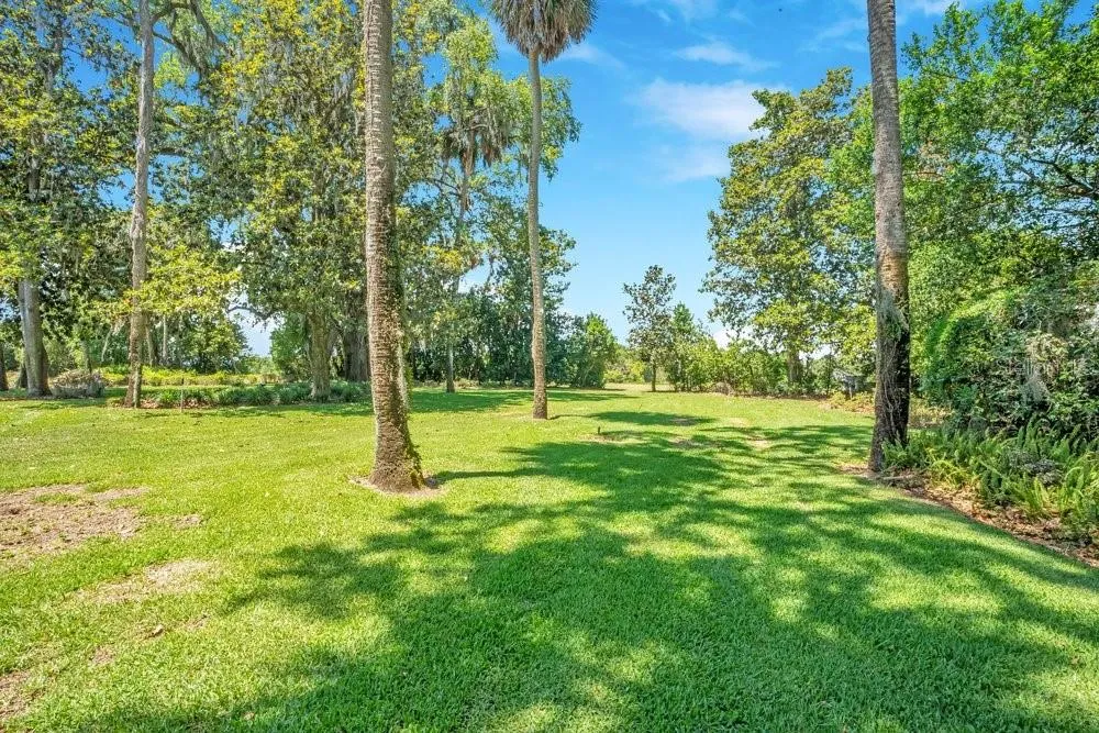 14365 SE HIGHWAY 42 Weirsdale, FL 32195