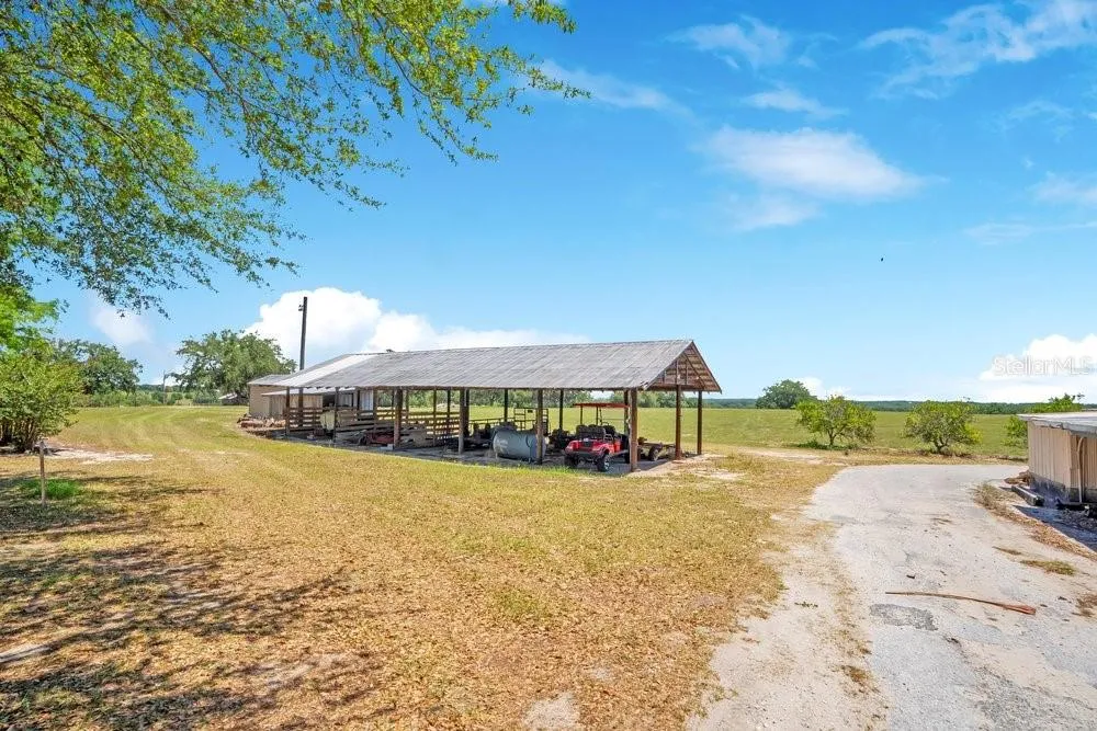 14365 SE HIGHWAY 42 Weirsdale, FL 32195