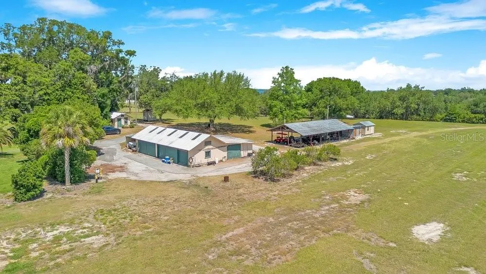 14365 SE HIGHWAY 42 Weirsdale, FL 32195
