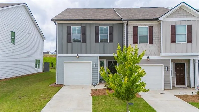 84 Regent Park Hoschton, GA 30548