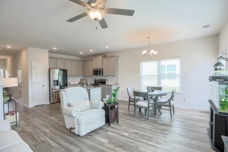 84 Regent Park Hoschton, GA 30548