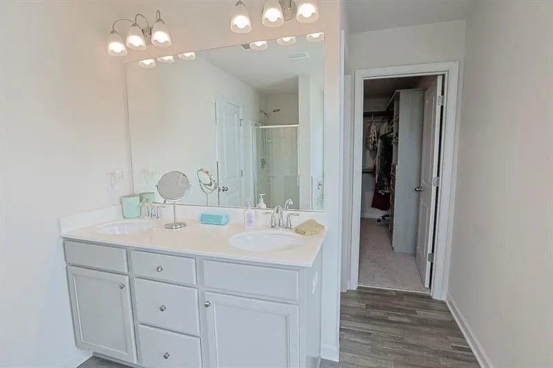84 Regent Park Hoschton, GA 30548