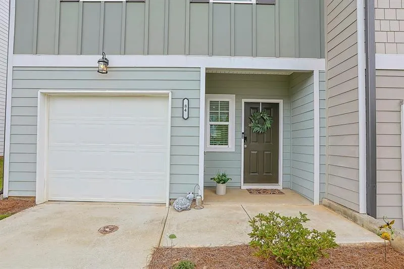 84 Regent Park Hoschton, GA 30548