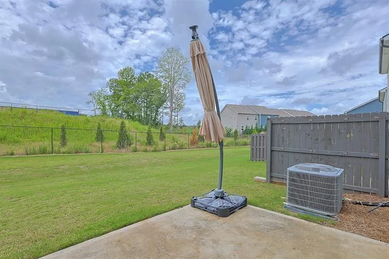 84 Regent Park Hoschton, GA 30548