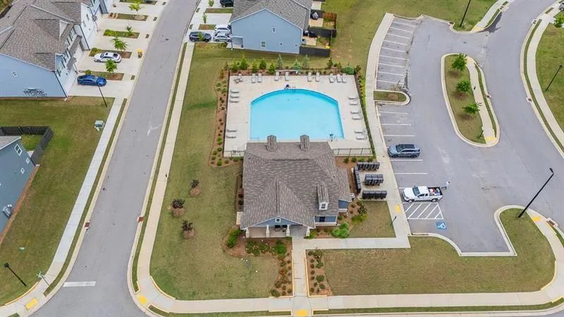 84 Regent Park Hoschton, GA 30548