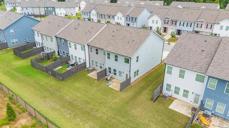 84 Regent Park Hoschton, GA 30548