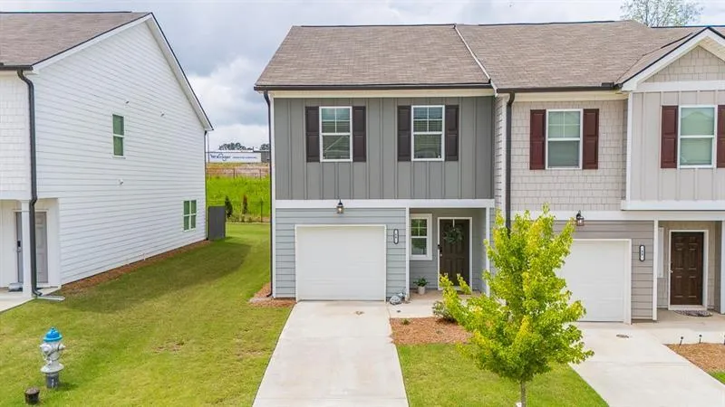 84 Regent Park Hoschton, GA 30548