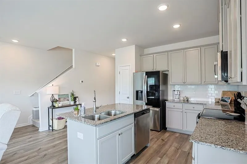 84 Regent Park Hoschton, GA 30548